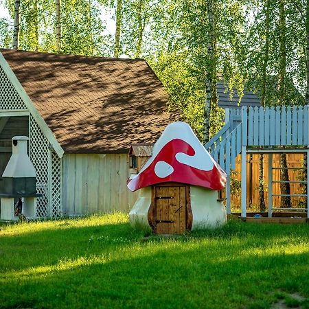 Domki W Lasku Wiele Exteriér fotografie
